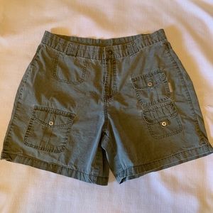 Women’s Columbia shorts